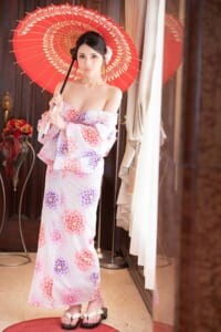 惹きつける美貌と宝石のようなボディ【香織】さんのご紹介♪